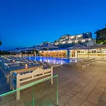 Saint George Hotel 4*