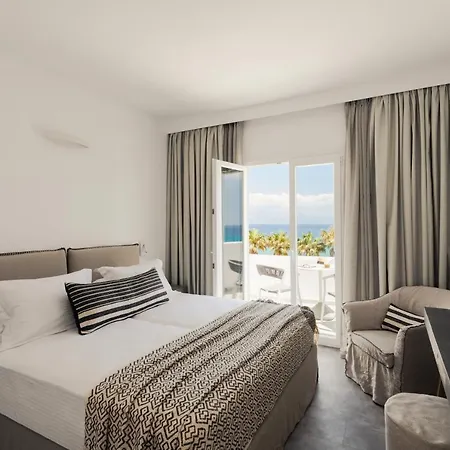 Saint George Hotel 4*