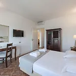 Hotel Saint George Chrisi Akti (Paros)